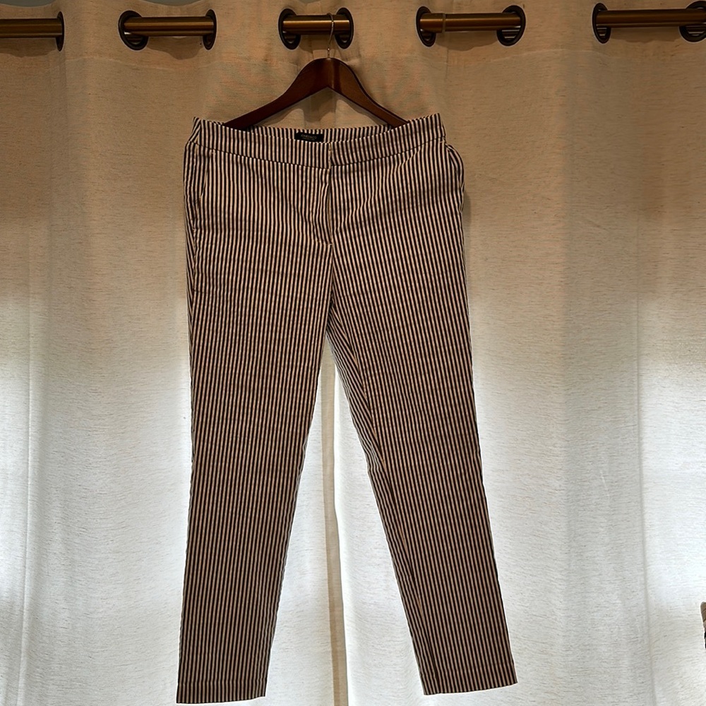 Jones New York cropped chinos